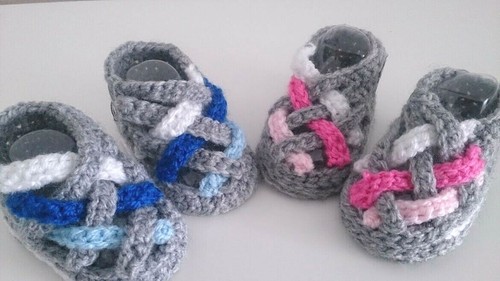 Scarpe mano all - a,