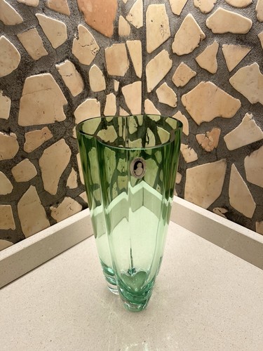Vaso vetro verde - di,