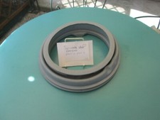 Soffietto oblò marca Samsung diametro fronte 31, diametro posteriore 39 cm.