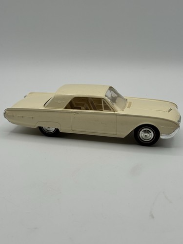 Modellino ford thunderbird - ford,