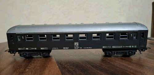 Rara carrozza passeggeri - passeggeri, fs
