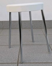 SGABELLO IN PLASTICA E METALLO CARRARA E MATTA