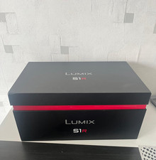 PANASONIC Lumix DC-S1R -