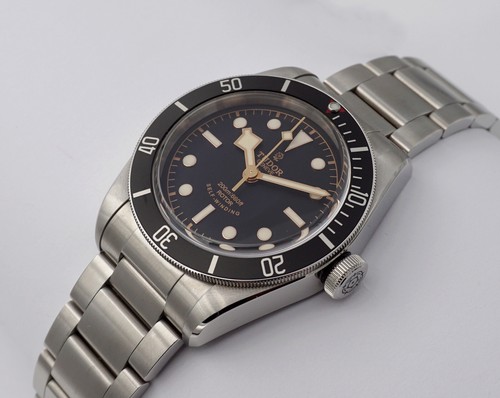 Raro tudor heritage black - heritage,