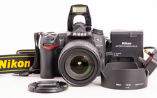 Nikon D7000 + obiettivo 18-105