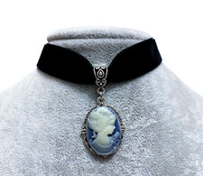 Collarino di Velluto donna con Dama Cammeo color Ghiaccio 18x25mm nero argento