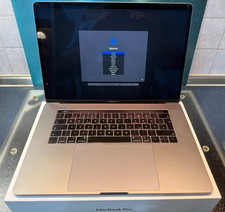 Apple MacBook Pro - 15,4" -