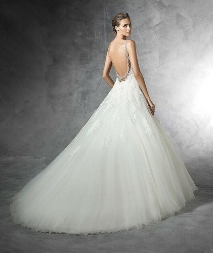 Pronovias prala refined - pronovias,