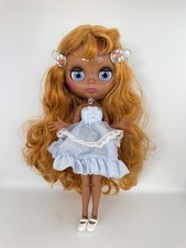 BLYTHE DOLL  DOLLS HASBRO 2006