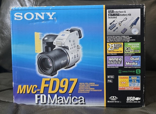 Nuova scatola aperta sony - nuova,