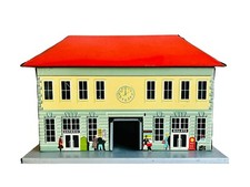 Antico giocattolo di latta