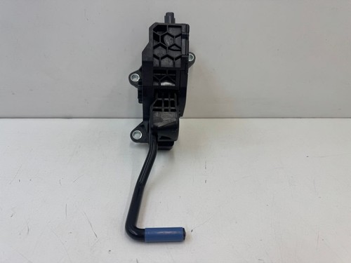 Acceleratore ibrido lexus - ibrido,