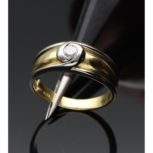 Anello con brillante oro - in,