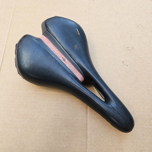 Specialized groove body - specialized, v