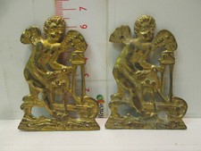 COPPIA VECCHI  FREGI IN BRONZO  O OTTONE