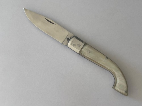 Coltello collezione apertura