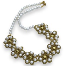 Collana di Perle Naturali e Rose in Pizzo Chiacchierino Siciliano colore Oro, L 