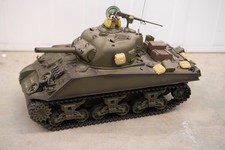 Heng Long 1/16th U.S.M4A3 Sherman 2.4G Radiocomando RC Modello Serbatoio