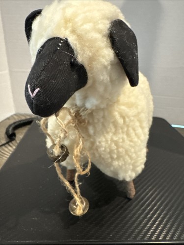 Peluche primitivo pecora