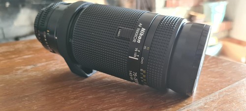 Nikon nikkor 300mm - af, 75-300mm