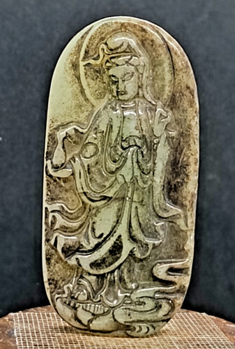 Antica statua ciondolo del