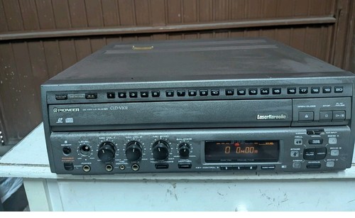 Pioneer laserdisc player - pioneer,