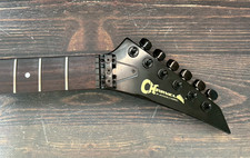 Logo charvel jackson - by,
