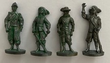 4 SOLDATINI METALLO KINDER -
