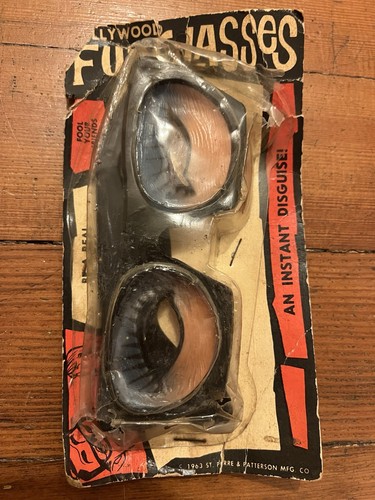 Occhiali vintage novità 1963