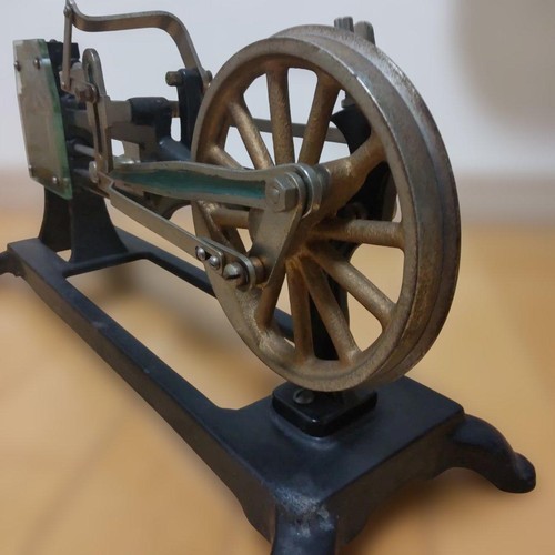 Antico meccanismo motore - , a