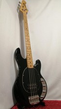 MUSIC MAN STINGRAY B/M basso