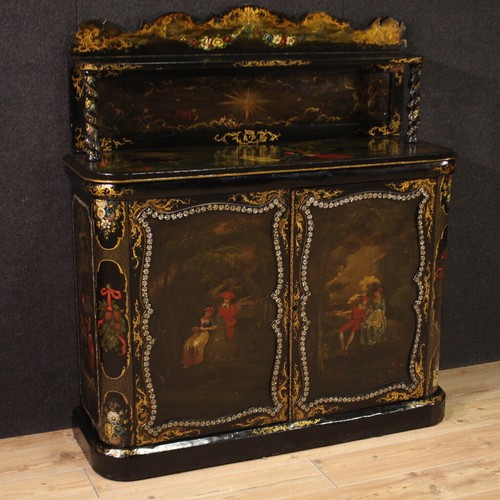 Credenza laccata dipinta