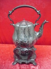 Bella Vecchia Teiera Con