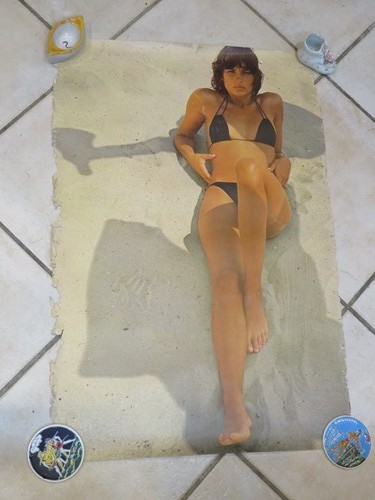 Vecchio poster donna all - vecchio, all'ombra