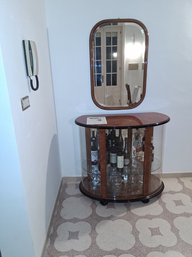 Mobile ingresso antico - mobile,