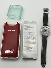 Orologio da polso SWATCH Irony Medium MAGIC MIRROR (YLS1002)-NUOVO/NOS-Alluminio-Pelle