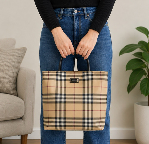 Burberry nova check tote pvc - burberry,