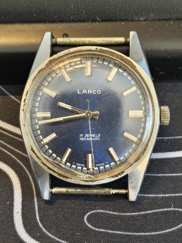 Vecchio orologio carica - orologio, a