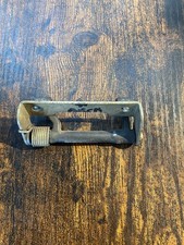 Cerniera sedile, staffa e