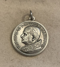 VINTAGE 800 SILVER PAVIVS VI PONT MAXIMVS MEDAL PENDANT POPE PAUL VI