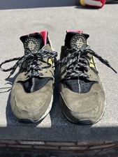 Size 10.5 - Nike Air Huarache