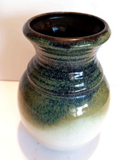 Vaso ceramica marcato W Germany h. cm. 17 diametro max cm. 13