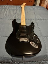 Squier Sonic Stratocaster HSS