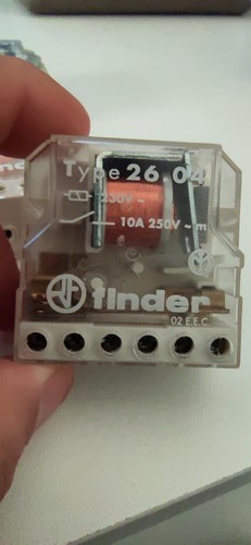 Relè finder 10a 250v - 26.04,