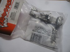 TRAXXAS 5360 Engine Mount
