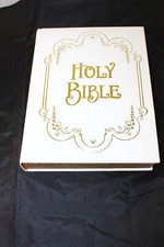 Sacra Bibbia Catholic Family