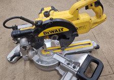 DEWALT DWS773-LX Seghetto