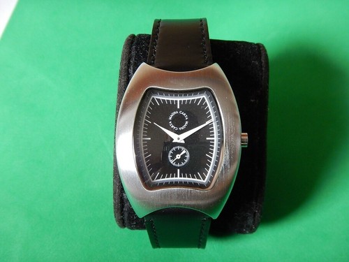 Sorprendente orologio forma - sorprendente,