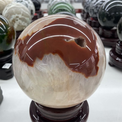 Sfera agata sardonice rossa