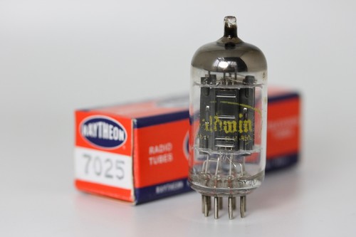 Perfect 7025 nos - perfect, (ecc83